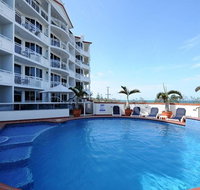 2 Bedroom Alex Unit - Ocean Pool and Park Views - Accommodation 4U