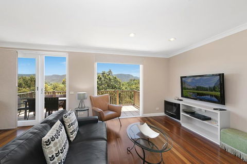 2 Bedroom Villa @ Oaks Cypress Lakes Resort - Accommodation 4U 0