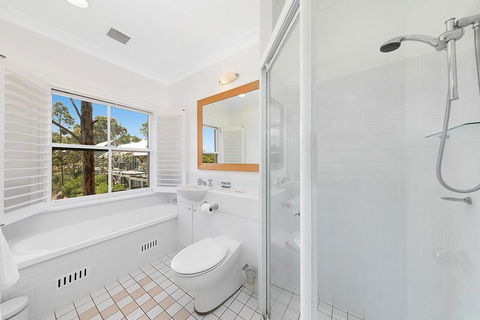 2 Bedroom Villa @ Oaks Cypress Lakes Resort - Accommodation 4U 3