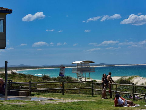 20 Booneroo - Walk To The Beach - Accommodation 4U 1