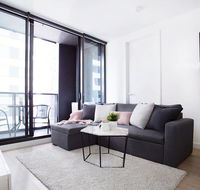 25 Empire 1Br1Bth Pinkytoffee MelCen CBD FreeTram  - Accommodation 4U