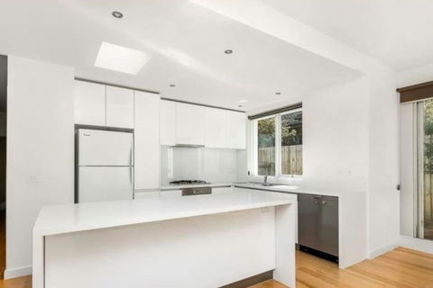 26 Malvern 3 Bedroom Home - Accommodation 4U 1