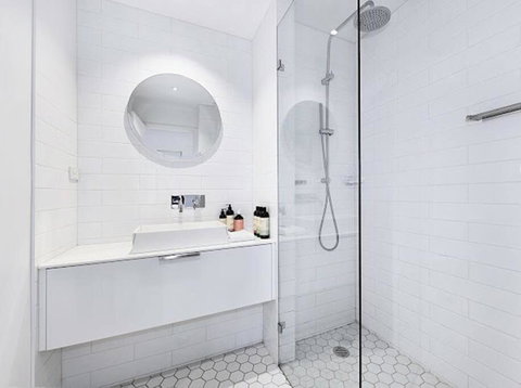 CBD Comfy 2Bedder Walking Distance To CrownComplex - Accommodation 4U 3