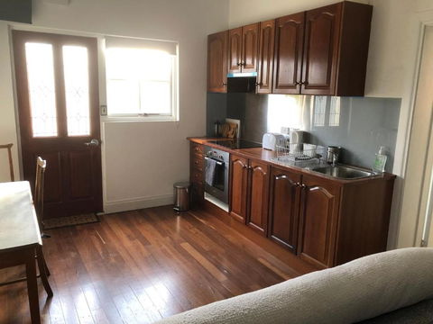 Clare To Spalding Character Escape - Accommodation 4U 2