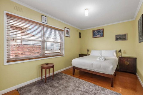 Cute Retro Gem - Accommodation 4U 4