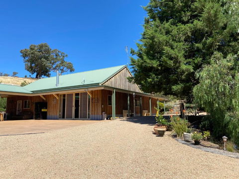 Daisy Hill Lodge - Accommodation 4U 1