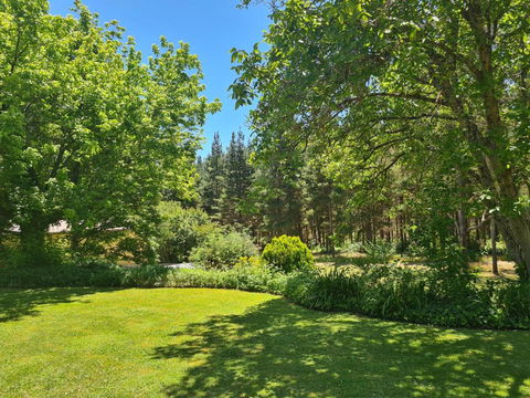 DELANY VILLAS BRIGHT - Spa Luxury On Delany Avenue - Accommodation 4U 4