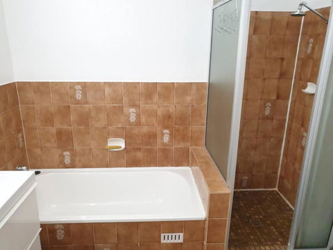 Dana-Private Room In A 3-Bedroom Apartment-3 - Accommodation 4U 4