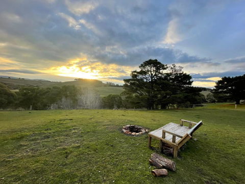 Deep Creek Sunset By Tiny Away - Accommodation 4U 0