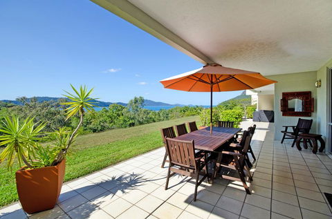 3 Bedroom Poinciana Lodge - Accommodation 4U 0