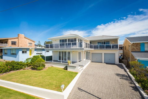 31 McMillan Crescent - Accommodation 4U 1