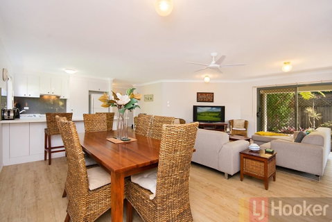 32 Beachside - Accommodation 4U 3