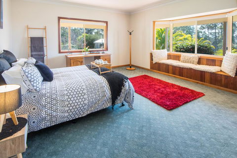 32 Zachary Drive Farm Stay Iconic Water Views - Accommodation 4U 1