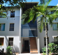32/15 Rainbow Shores - Unit overlooking bushland with shared swimming pool spa and tennis court - Accommodation 4U