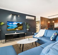 4 BEDROOM GARDENS ESCAPE - CHAMPAGNE STAYS Darwin - Accommodation 4U