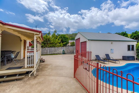 5 Bomburra Court - Rainbow Beach, Ticks All The Boxes, Pool, Shed, Fenced Yard, Pet Friendly - Accommodation 4U 3