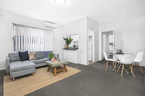 5 South Pacific 2 Bedrooms - Accommodation 4U 0