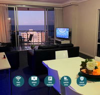 5 Star Resort Gorgeous 2Bd 2Bth Mins to Beach - Accommodation 4U