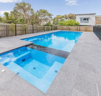 52 ON BAYVIEW - PET FRIENDLY OUTSIDE ONLY - Accommodation 4U