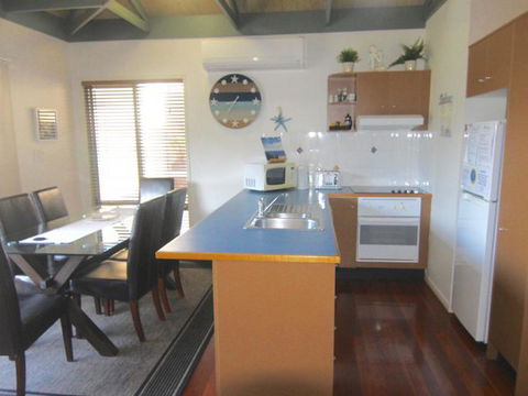 6 Pt Lookout Beach Resort - Accommodation 4U 1