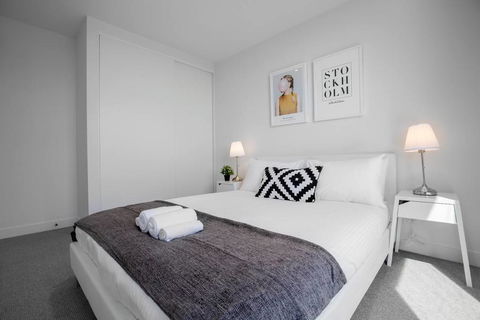 61, Boutique One-bedroom, Boxhill Central, Mall - Accommodation 4U 3