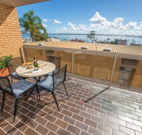 7 'The Crest' 6-8 Tomaree St - Stunning unit with Spectacular Water Views. - Accommodation 4U