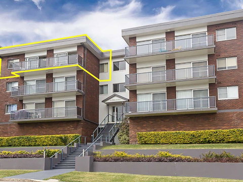 9 'Adriana' 83 Ronald Avenue - Fabulous Views & Aircon - Accommodation 4U 0
