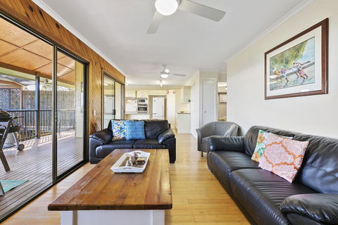 9 Merinda Crescent - Accommodation 4U 1