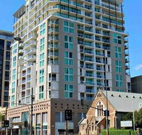 96 North Terrace Stylish Penthouse Apartment - Accommodation 4U