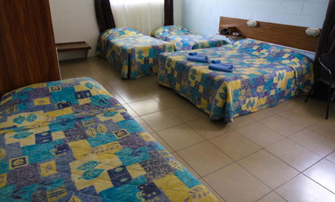 A & A Motel - Accommodation 4U 1