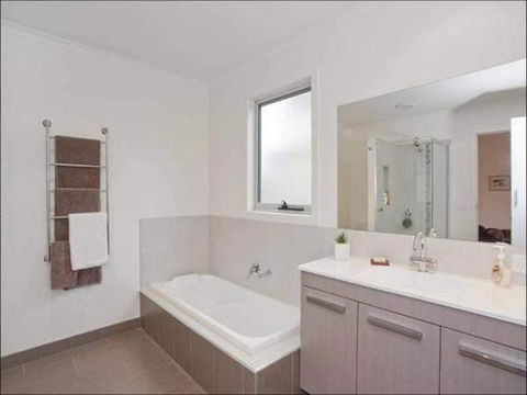 A Beautiful Beach House Torquay - Accommodation 4U 3