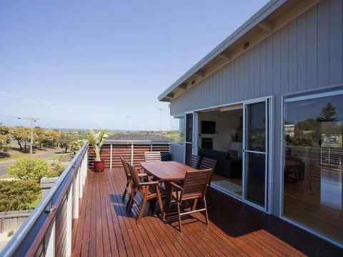 A Beautiful Beach House Torquay - Accommodation 4U 0