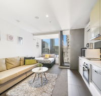 A Charming Studio with Stunning City Views - Accommodation 4U