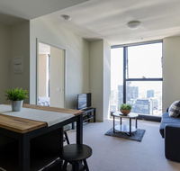 A Cozy CBD Suite with Spectacular City Views - Accommodation 4U