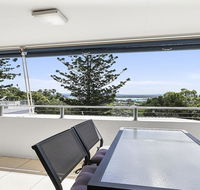 A Stylish Apartment with Noosa Views - Unit 6 Yaringa 29 Noosa Drive - Accommodation 4U