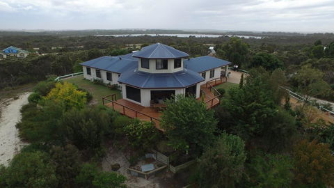 A Tranquil Retreat - Accommodation 4U 0