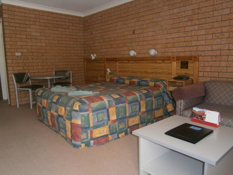 Aaron Inn Motel - Accommodation 4U 3
