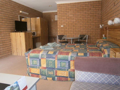 Aaron Inn Motel - Accommodation 4U 2