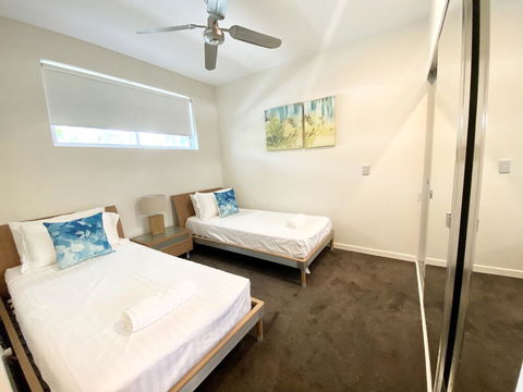 Absolute Beachfront - Cabarita Beach - Ocean Views - 3 Bed Apartment - Accommodation 4U 2