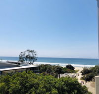 Absolute Beachfront - Cabarita Beach - Ocean Views - 3 Bed Apartment - Accommodation 4U