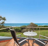 Absolute Beachfront at Hastings - Accommodation 4U