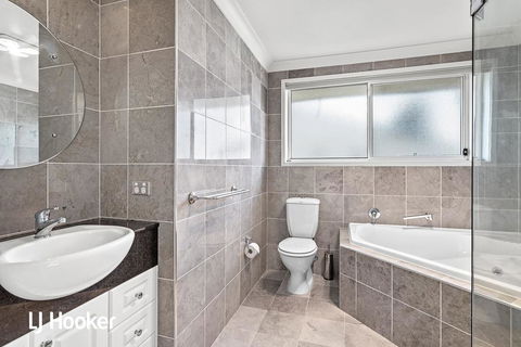 Absolute Waterfront @ Anna Bay - Accommodation 4U 2