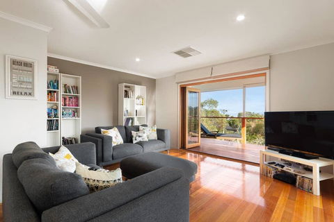 Acqua Vista - Water View, Fireplace, Walk To Beach - Accommodation 4U 1