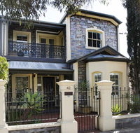 Adelaide Mackinnon - Accommodation 4U