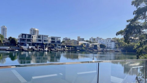 E.S. Surfers Paradise - Accommodation 4U 1