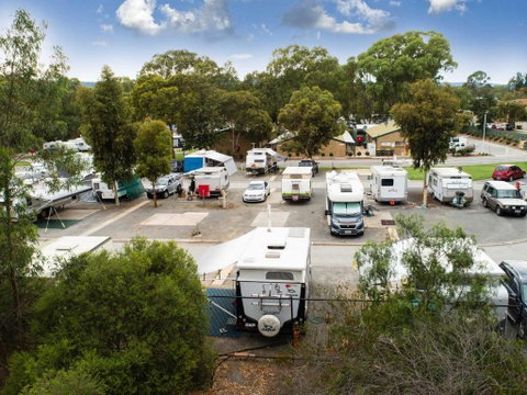 Echo Holiday Parks - Windsor Gardens - Accommodation 4U 1
