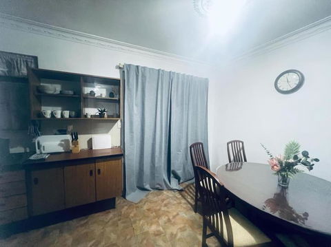 Elegant And Spacious Home + Gym - Accommodation 4U 2