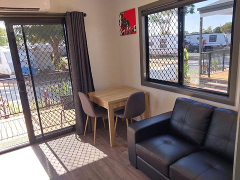 Emerald Tourist Park - Accommodation 4U 2