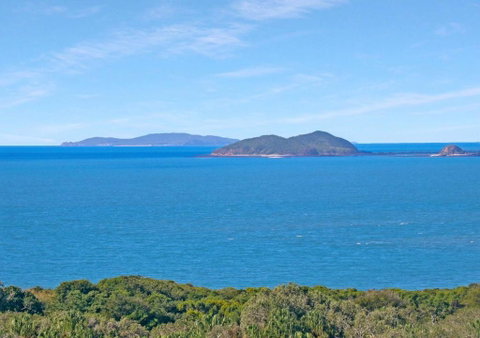 ESCAPE WITH A VIEW - Accommodation 4U 3