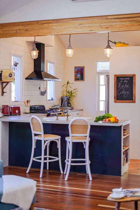 Entire Boutique Home - The Rustic Cottage - Canungra - Accommodation 4U 2